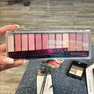 Rimmel London Magnif'eyes Crimson Edition Eyeshadow Palette